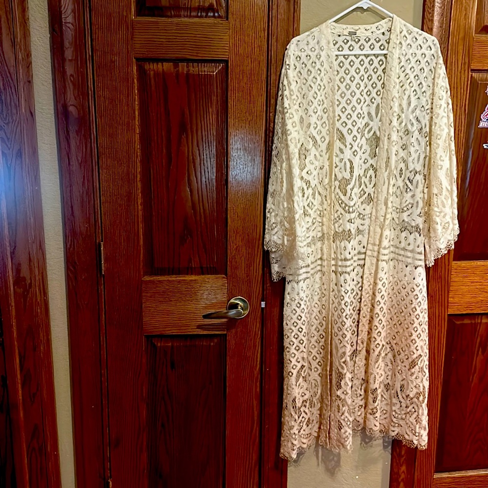 Gimmicks Lace Ombre Duster sz L